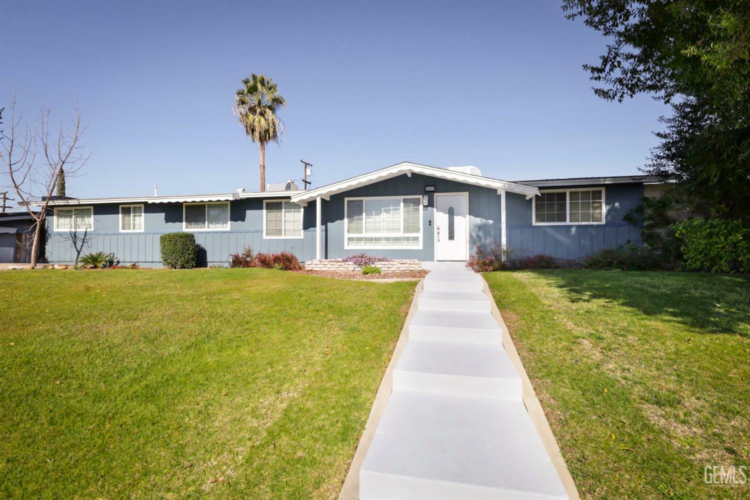 Property Photo:  2614 Kaibab Avenue  CA 93306 