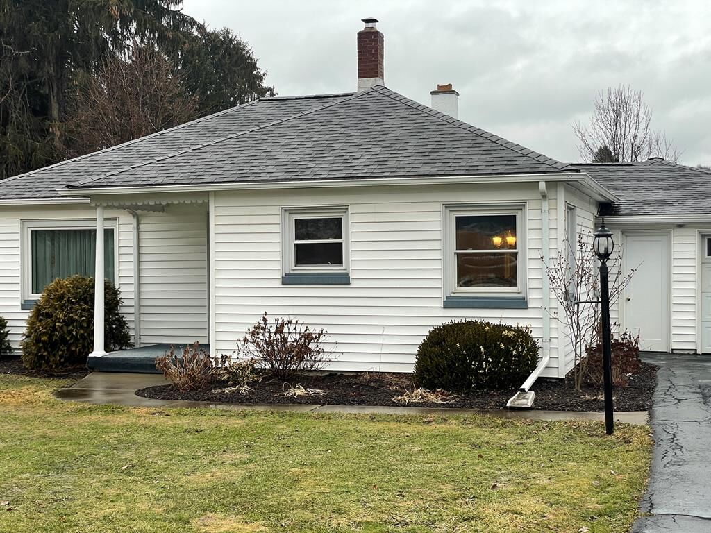 Property Photo:  413 Old Ithaca Road  NY 14845 