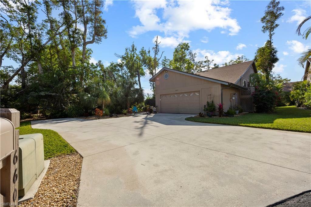 Property Photo: 6601 Rolland Ct FL 33908