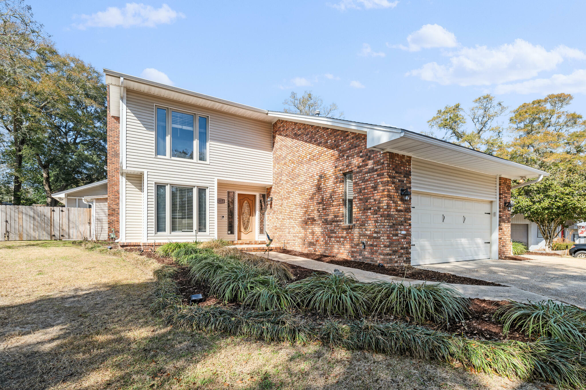 Property Photo:  2317 Canal Drive  FL 32578 