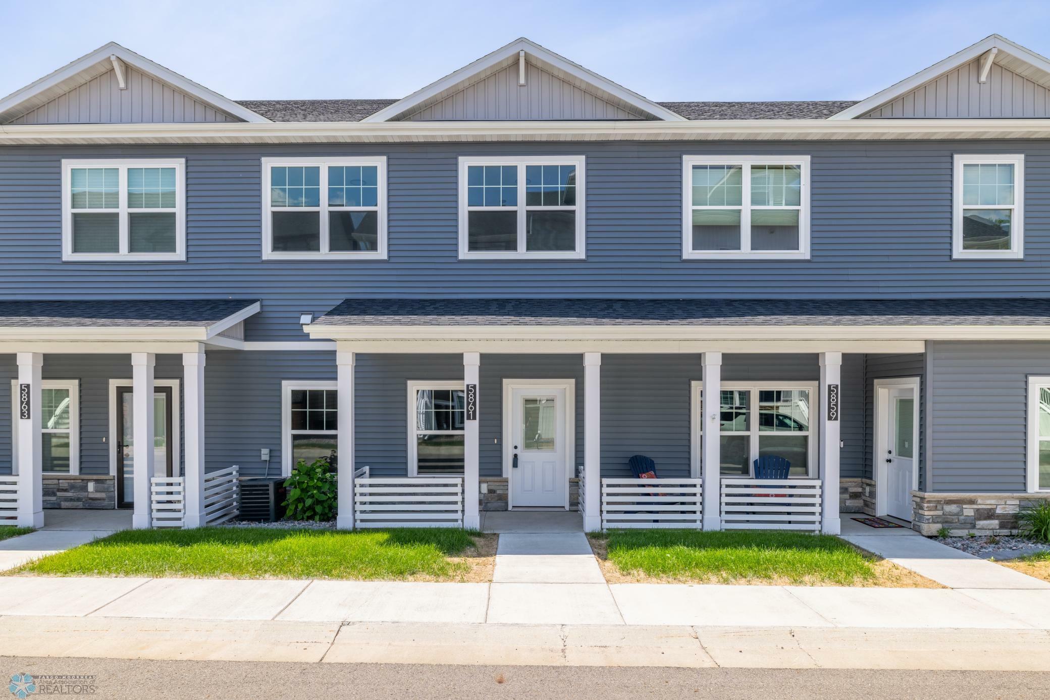 5861 41 Street S  Fargo ND 58104 photo