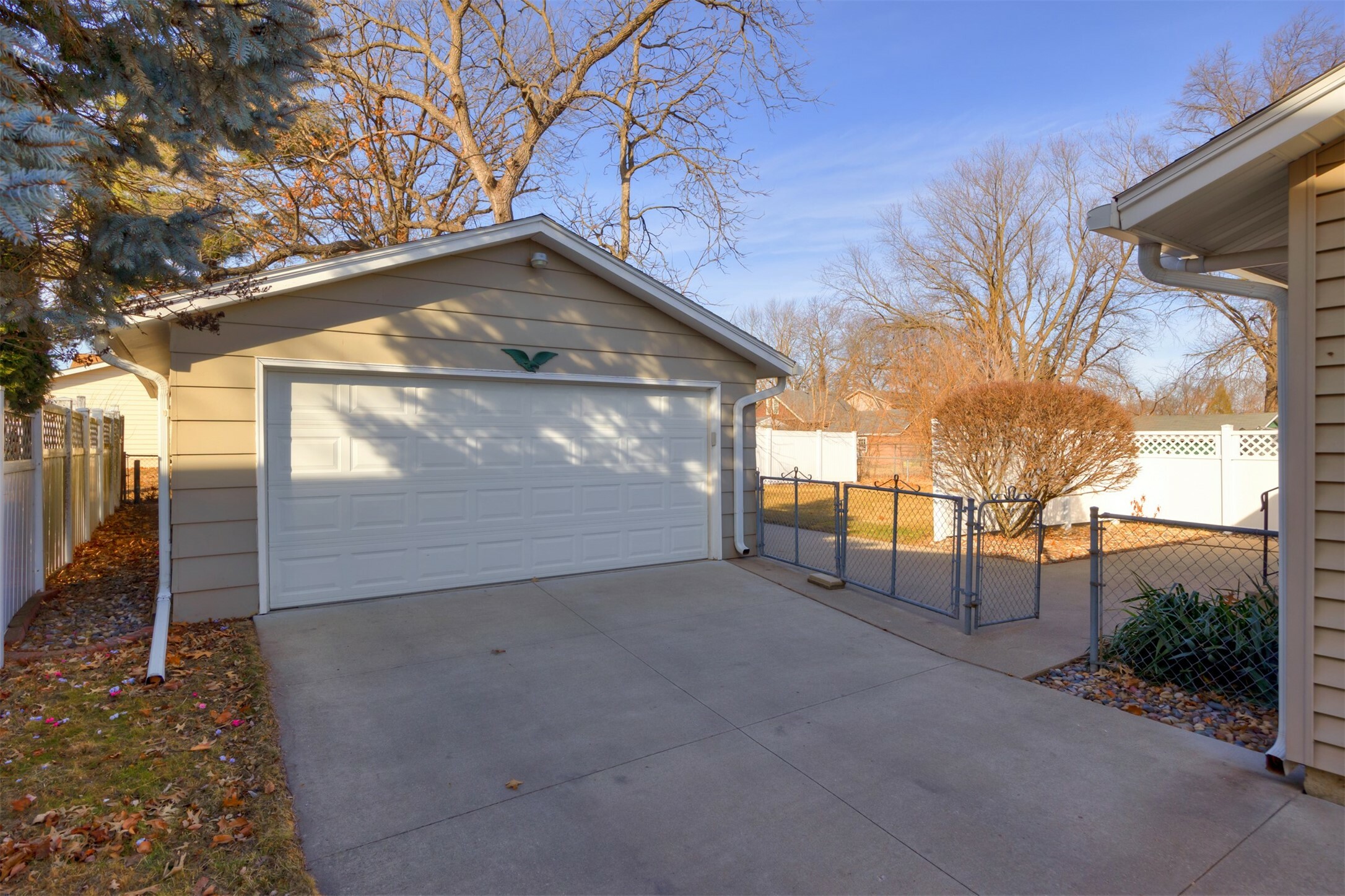 Property Photo:  3612 48th Place  IA 50310 