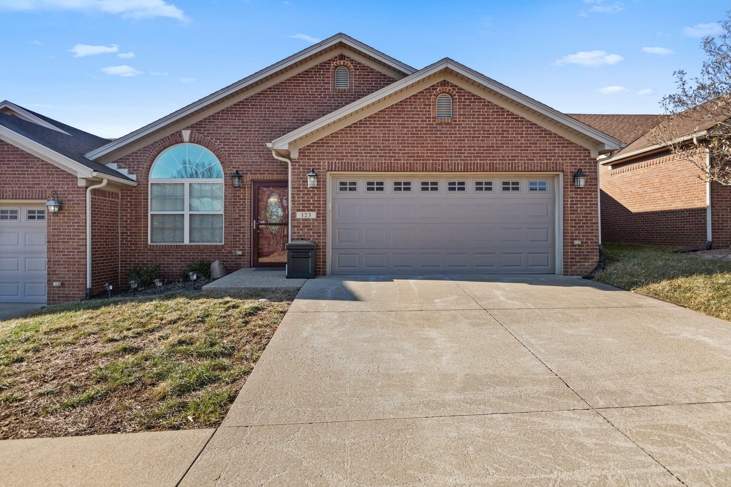 Property Photo: 123 Tuscany Lane KY 40601