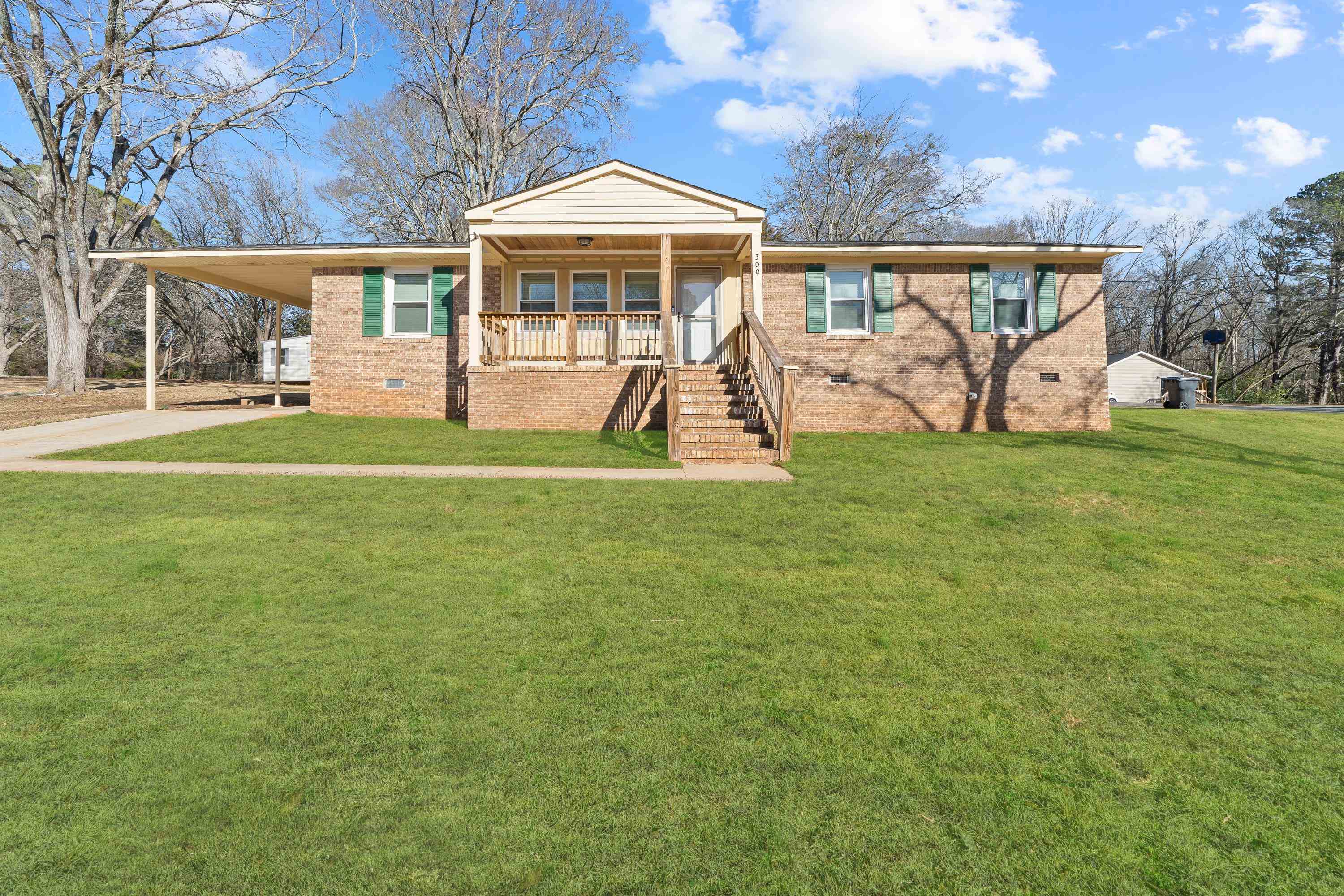 300 Oak Way  Eatonton GA 31024 photo