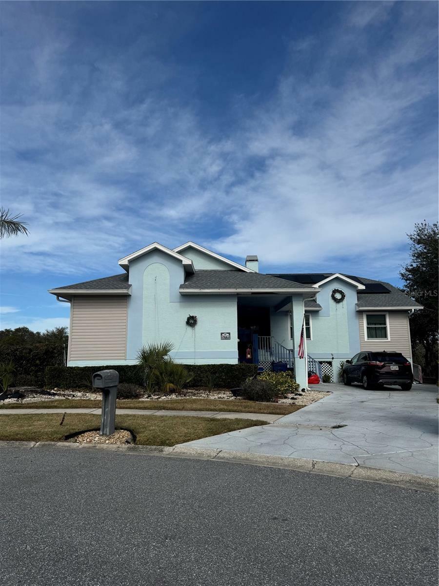 Property Photo:  5771 Catskill Road  FL 34690 