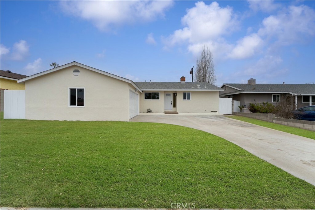 Property Photo:  8431 Gilford Circle  CA 92646 