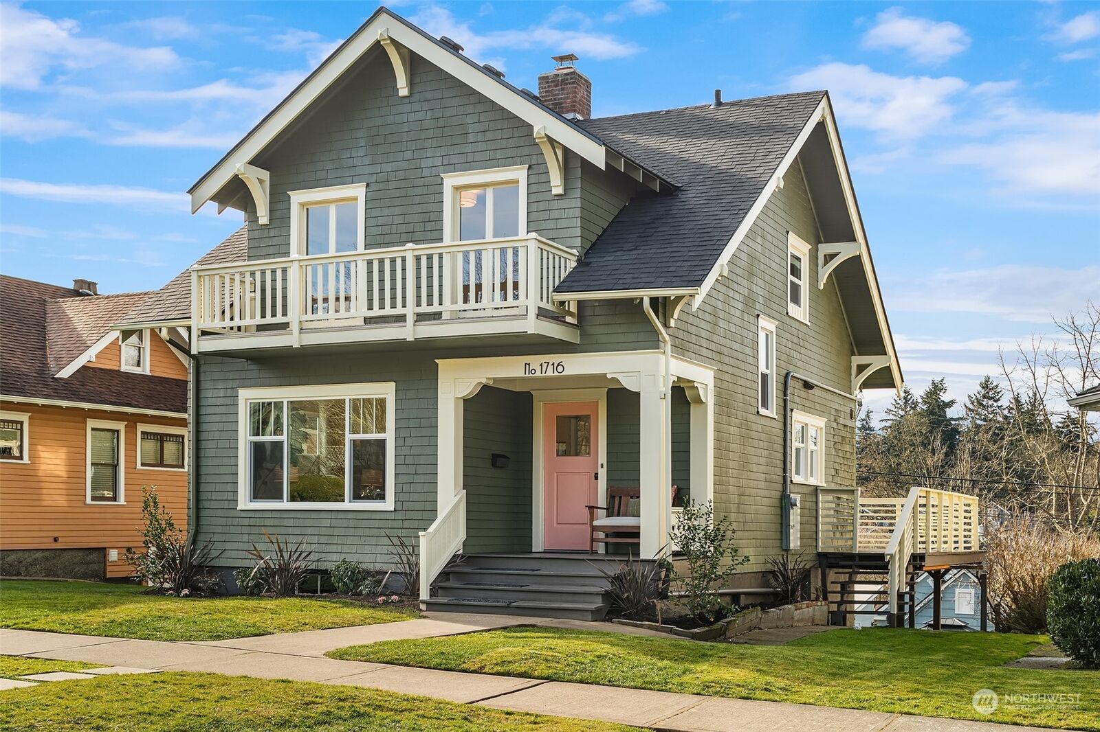 Property Photo:  1716 N Prospect Street  WA 98406 