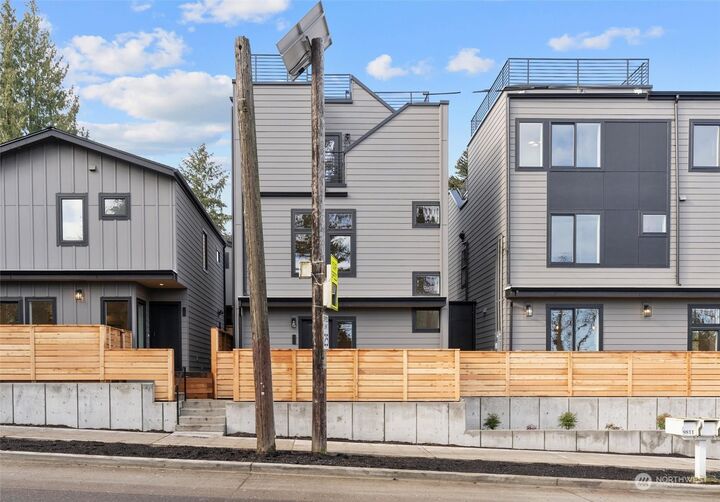 Property Photo:  9821  15th Avenue NE  WA 98115 