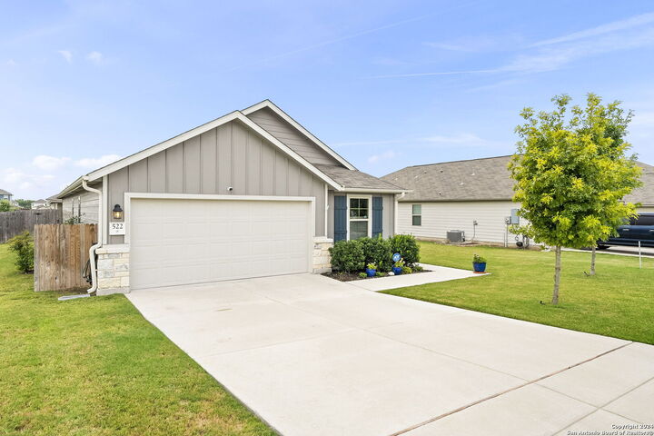 Property Photo:  522 Sand Trail  TX 78130 