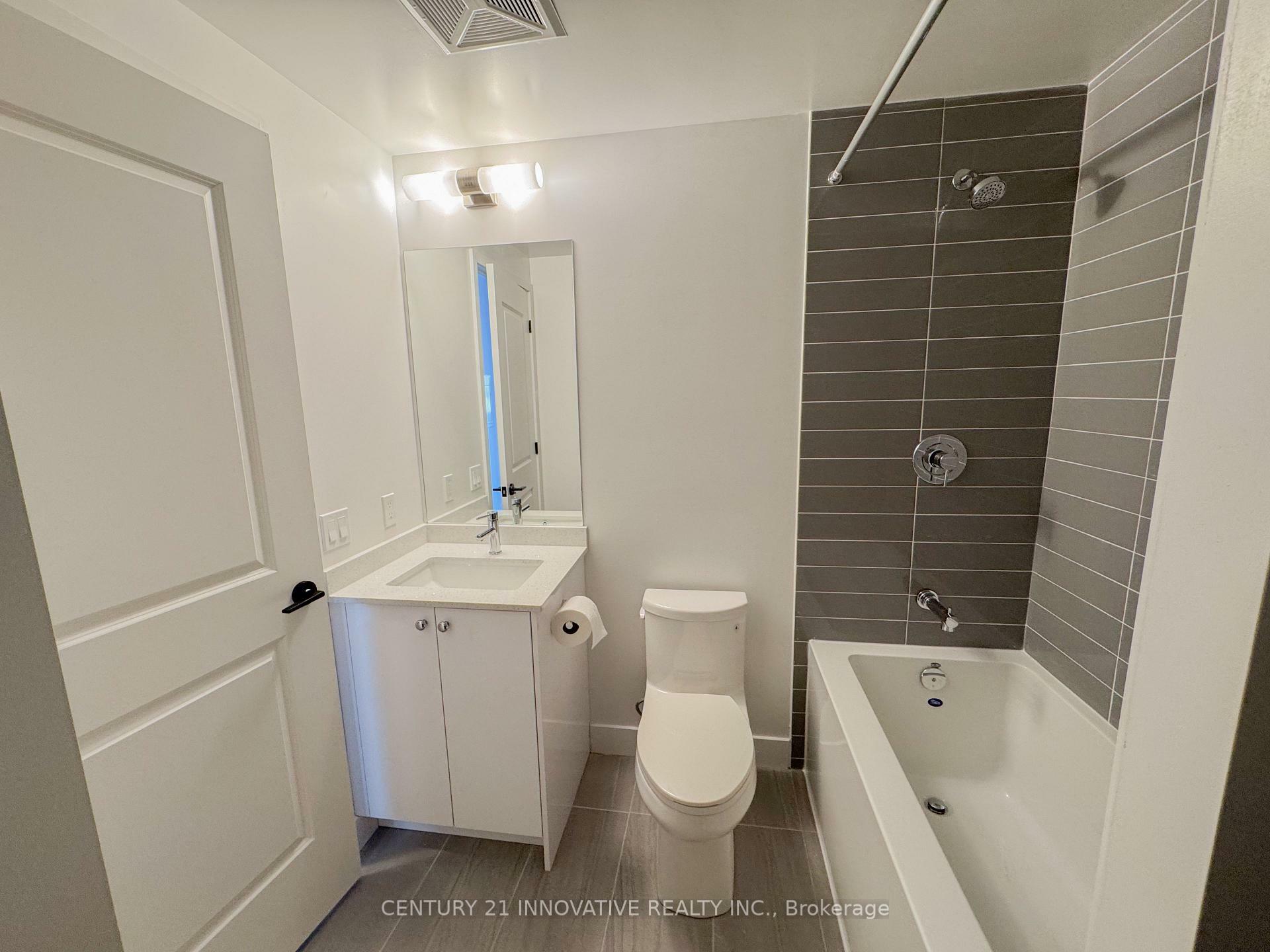 Property Photo: 2343 Khalsa Gate 220 ON L6M 4J2