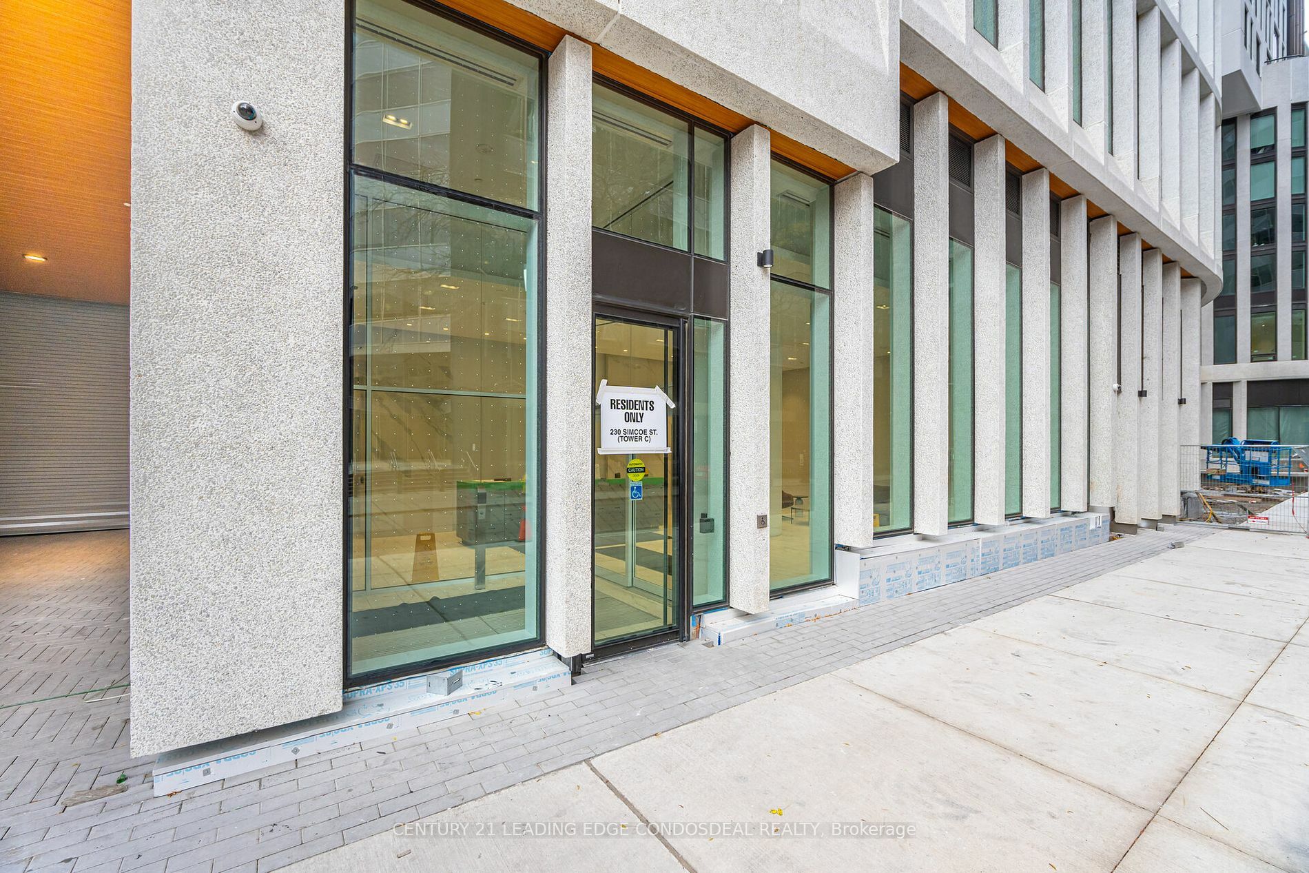 Property Photo:  230 Simcoe St 3114  ON M5T 0G7 