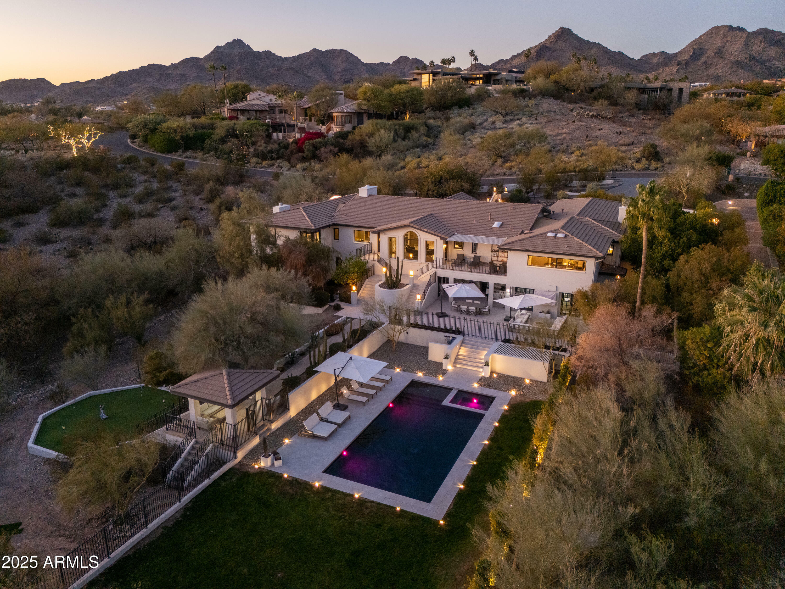3977 E Paradise View Drive  Paradise Valley AZ 85253 photo