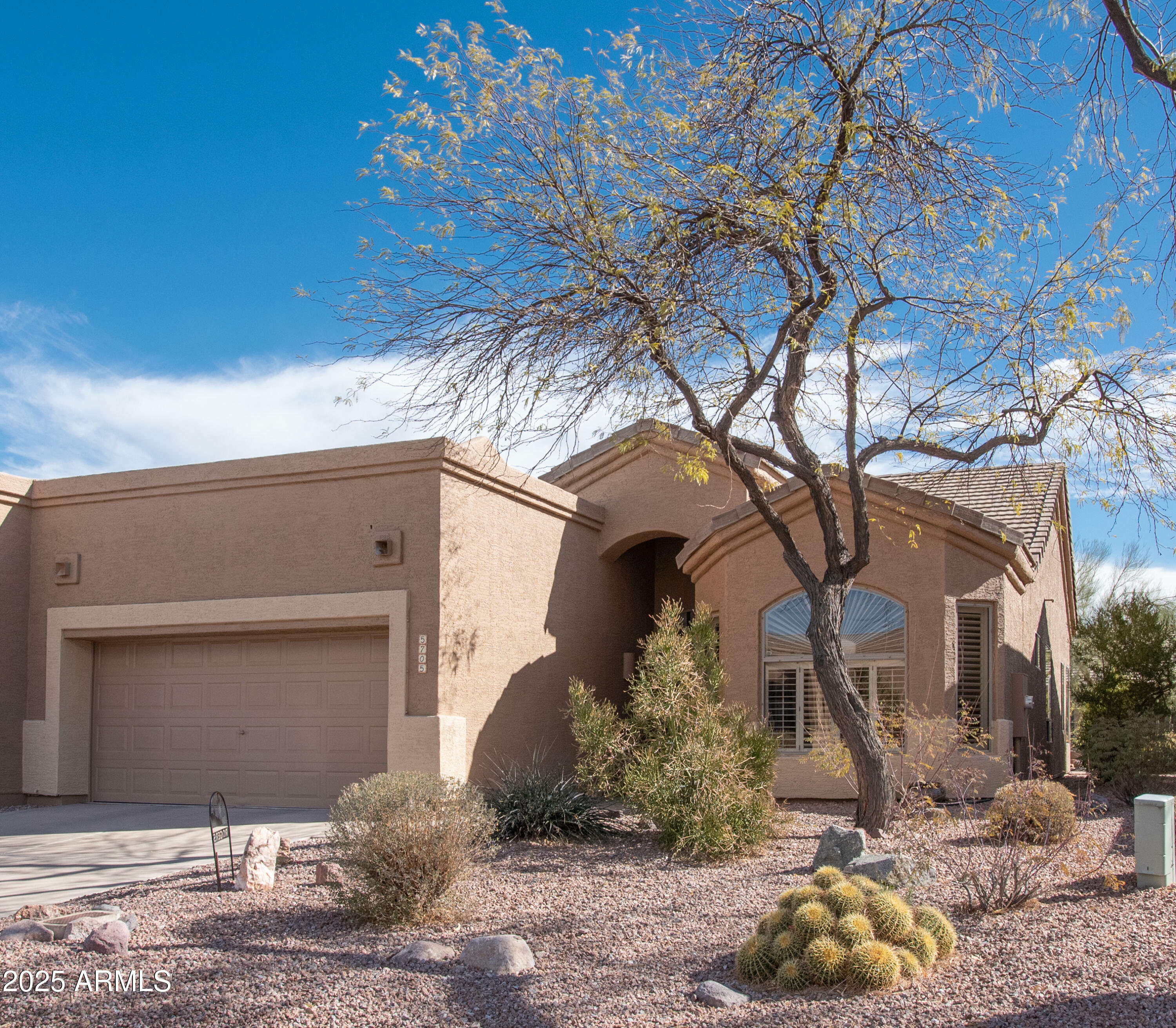 Property Photo:  5705 S Pinnacle Lane  AZ 85118 