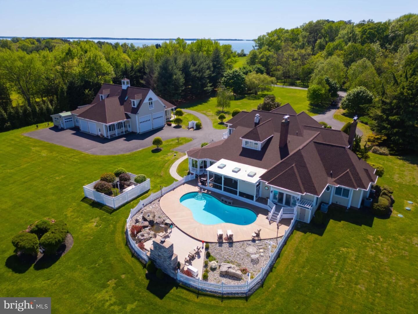 Property Photo: 3027 Bennett Point Road MD 21658