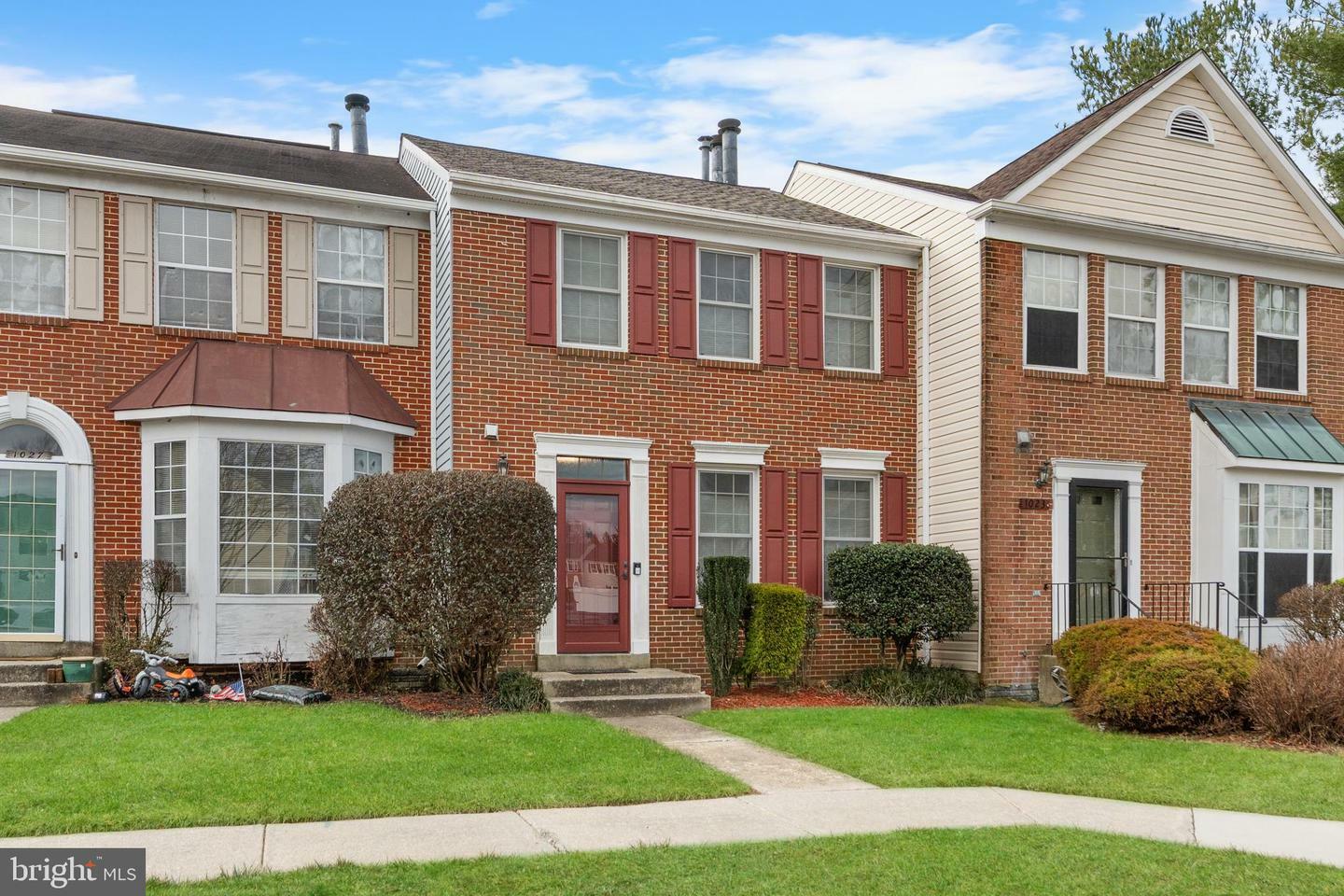 Property Photo:  1025 Lake Shore Drive  MD 20721 