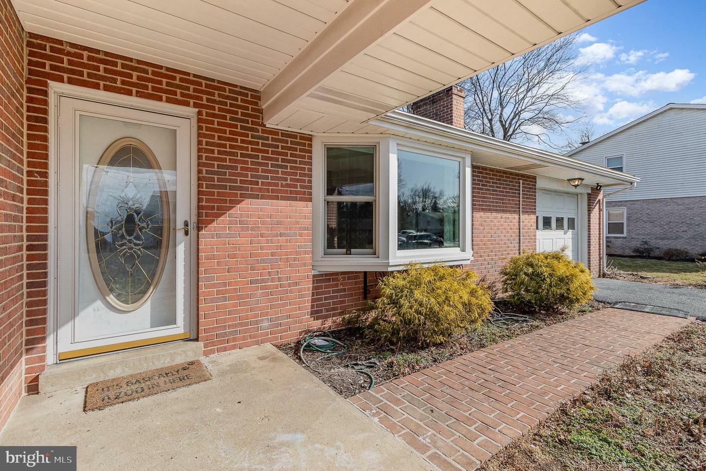 Property Photo:  403 Kent Drive  PA 17055 