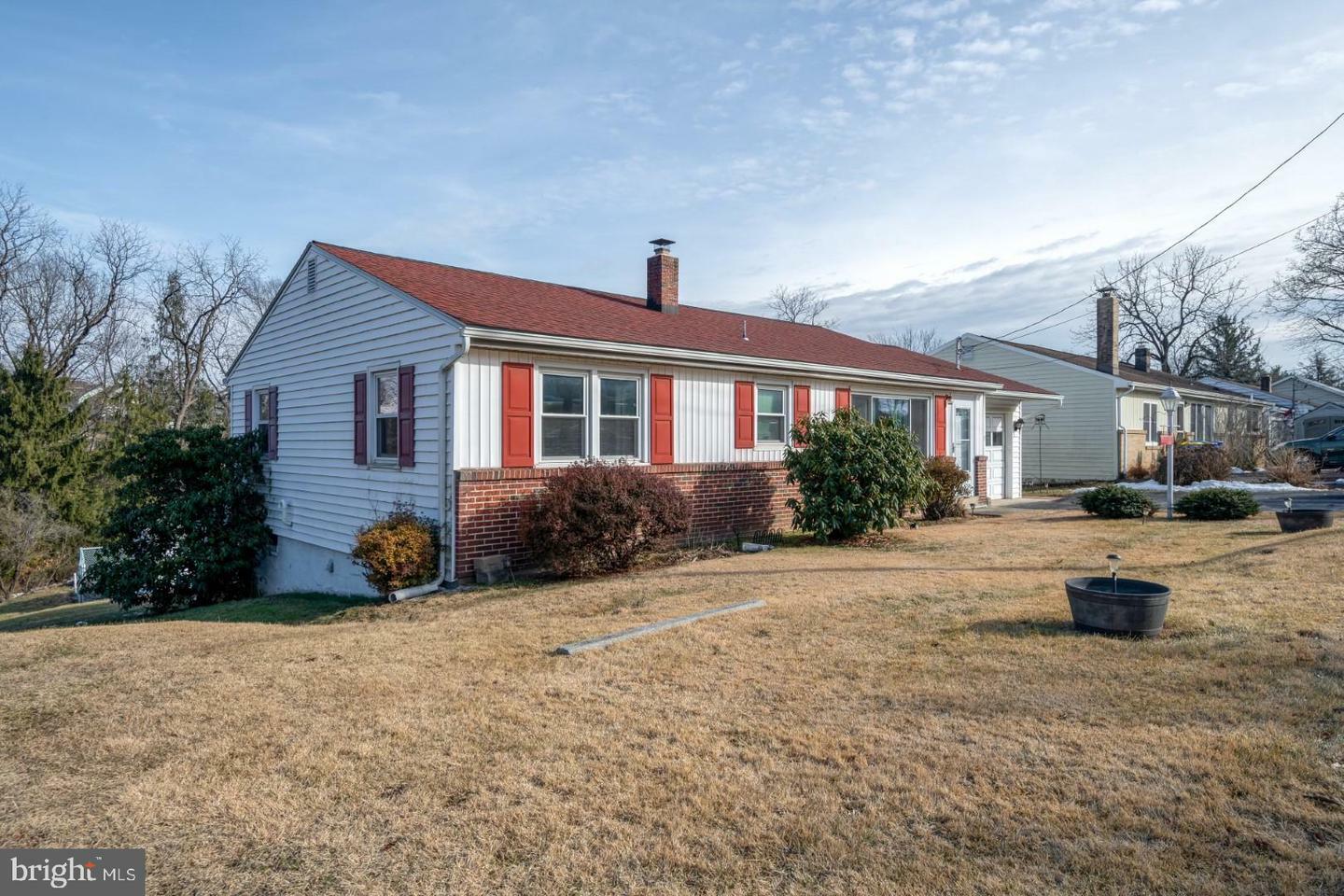 Property Photo:  540 S 80th Street  PA 17111 