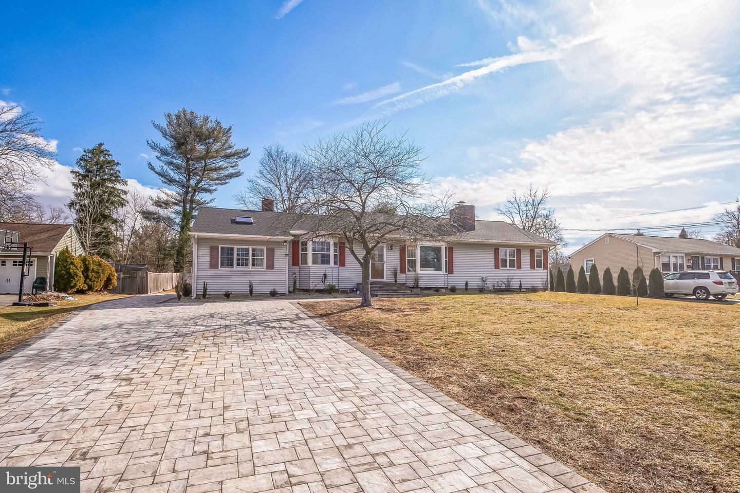 Property Photo:  111 Ingleside Avenue  NJ 08534 