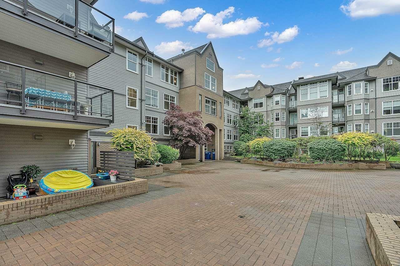 Property Photo: 20200 56 416 BC V3A 8S1