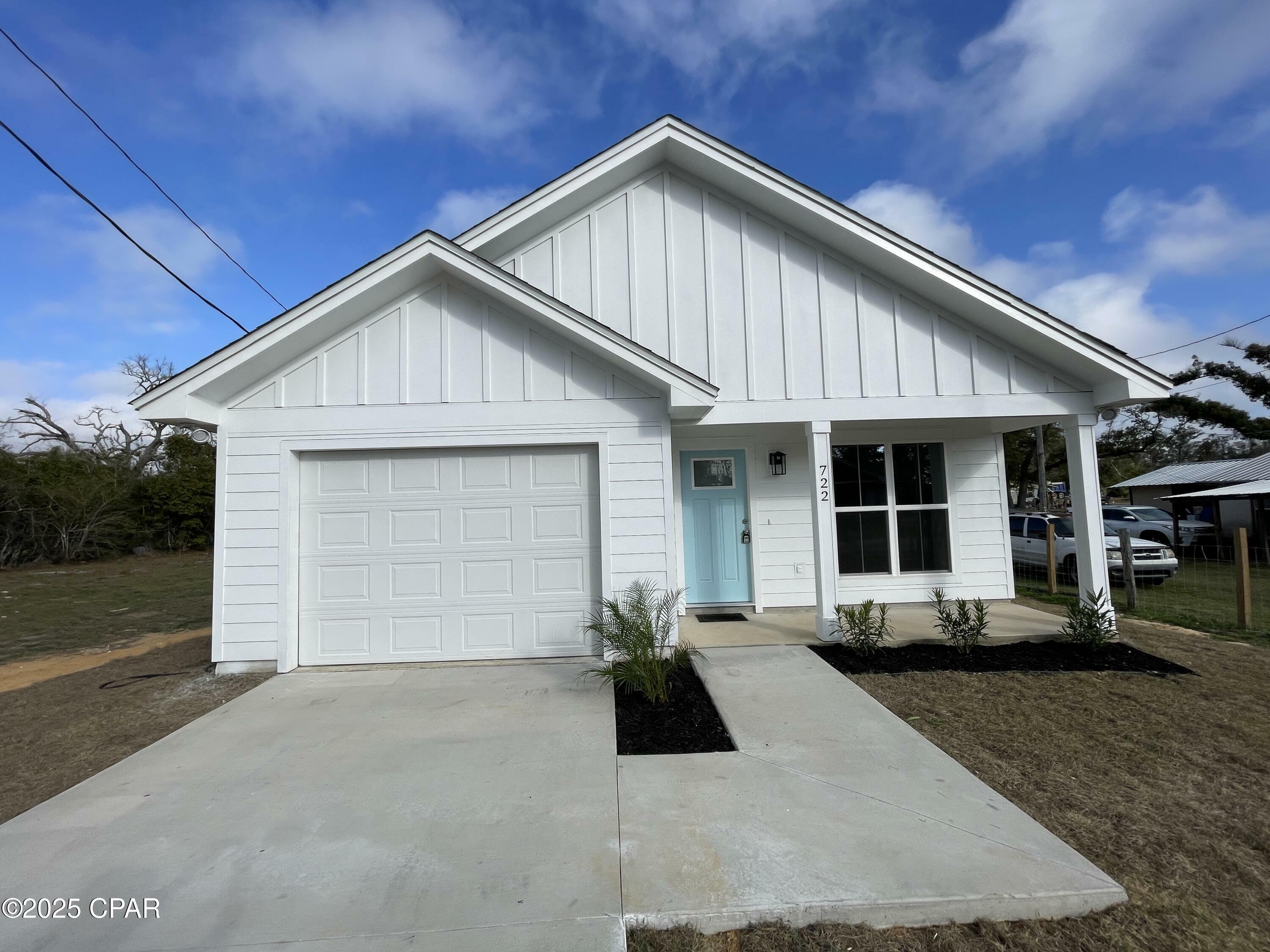 Property Photo: 722 Kirklin Avenue FL 32401