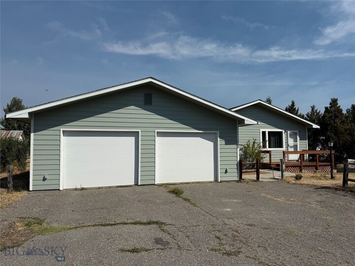 Property Photo: 218 W Armitage Street MT 59729
