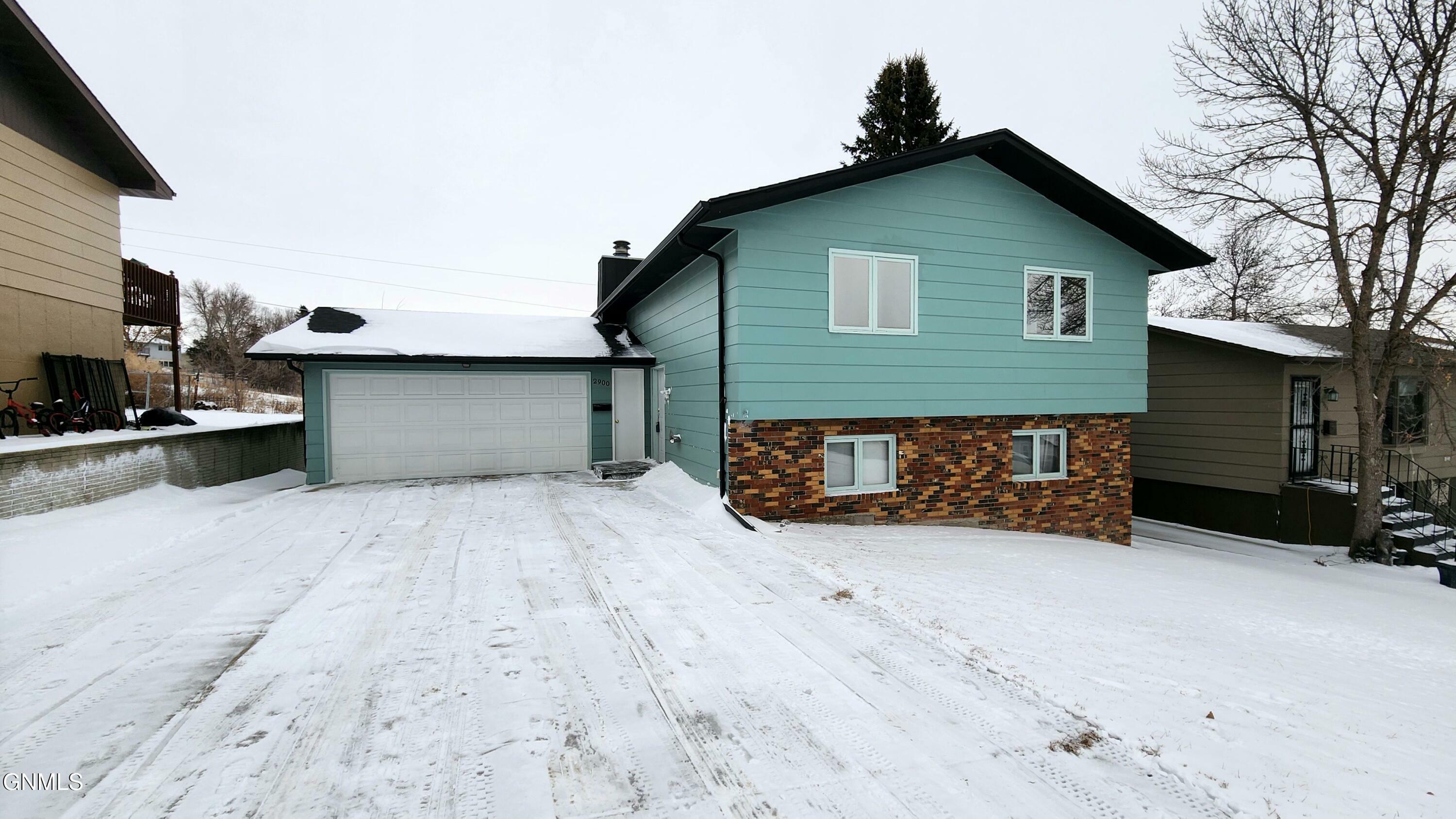 Property Photo:  2900 C Avenue E  ND 58501 