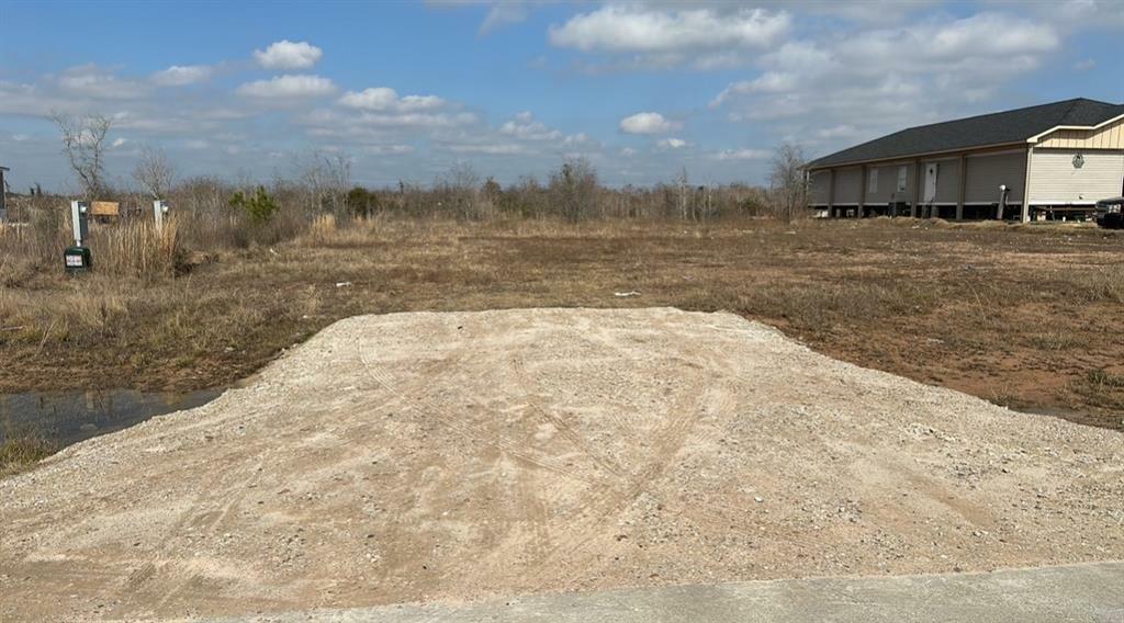 Property Photo: 2079 Road 5500 TX 77327