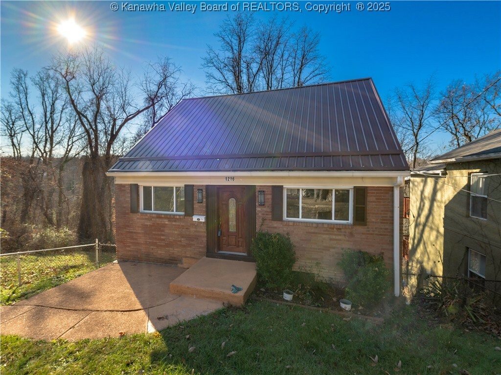 Property Photo:  1216 Oakmont Road  WV 25314 