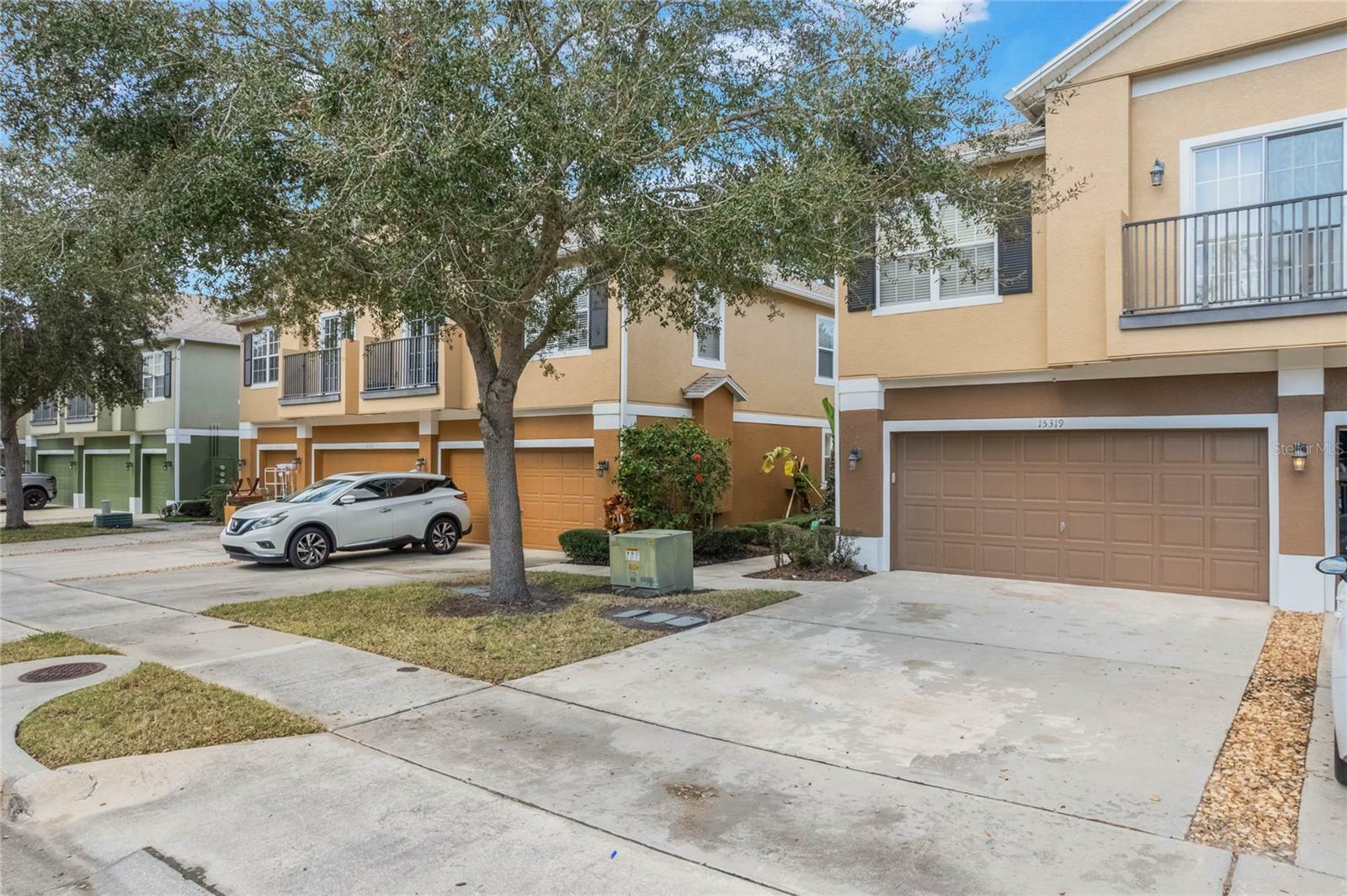 Property Photo: 15319 Oak Apple Court FL 34787