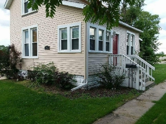 Property Photo:  470 N Greenwood Avenue  IL 60901 