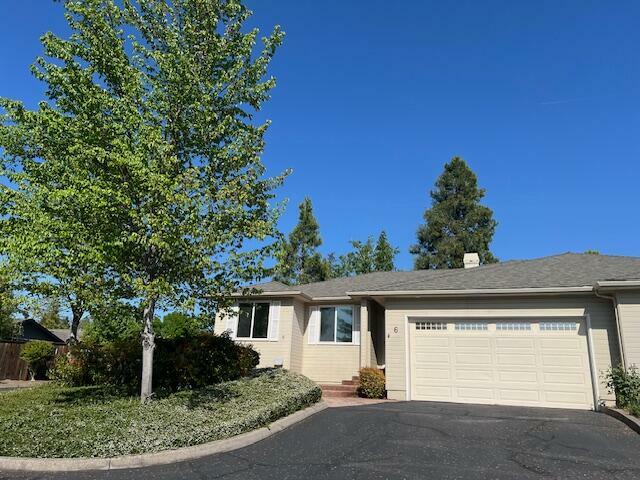 Property Photo: 2398 Springbrook Road 6 OR 97504