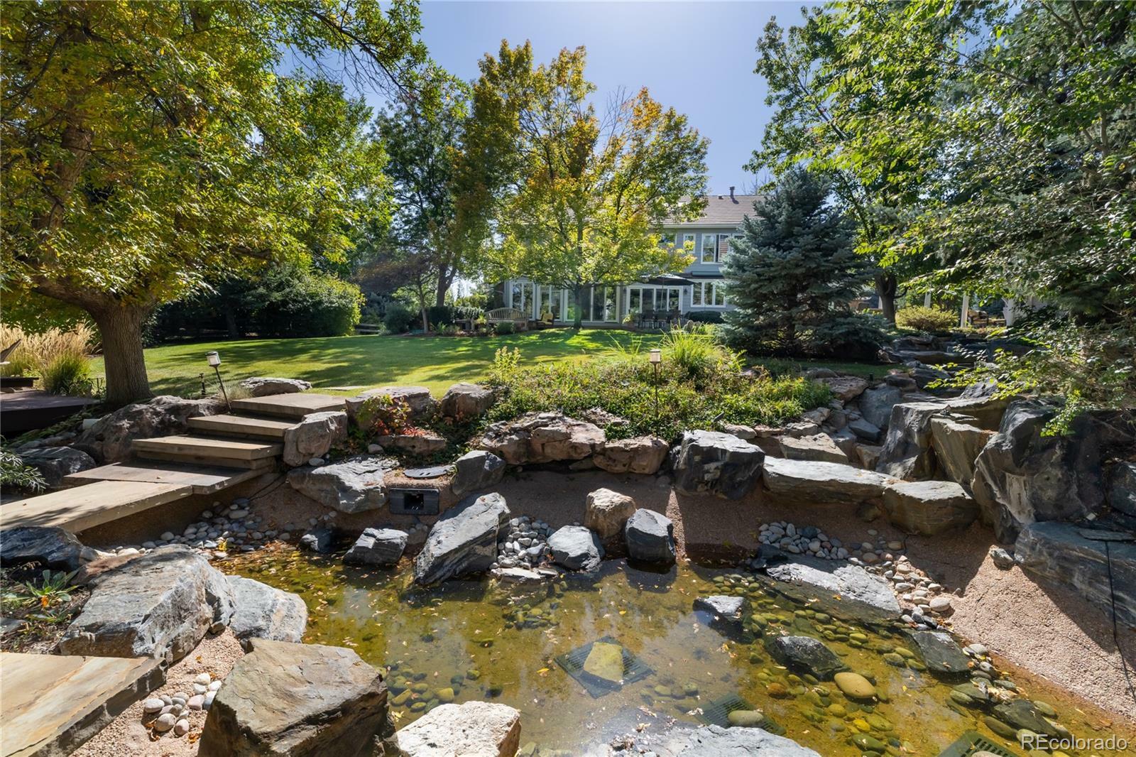Property Photo: 4483 W Cottonwood Place CO 80123