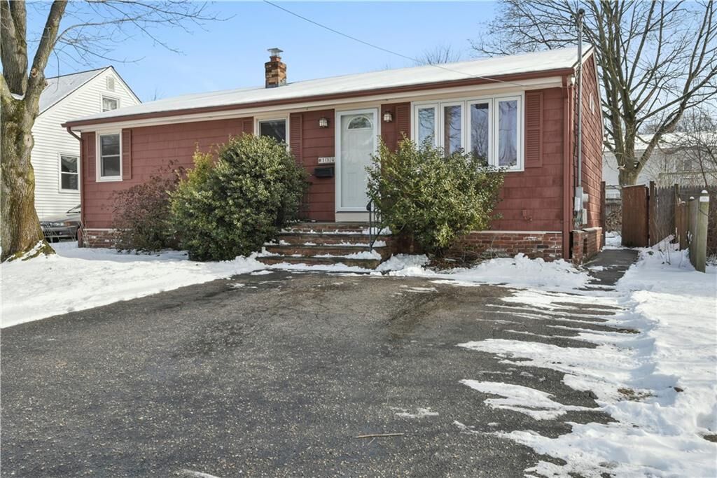 Property Photo:  100 Park View Boulevard  RI 02910 