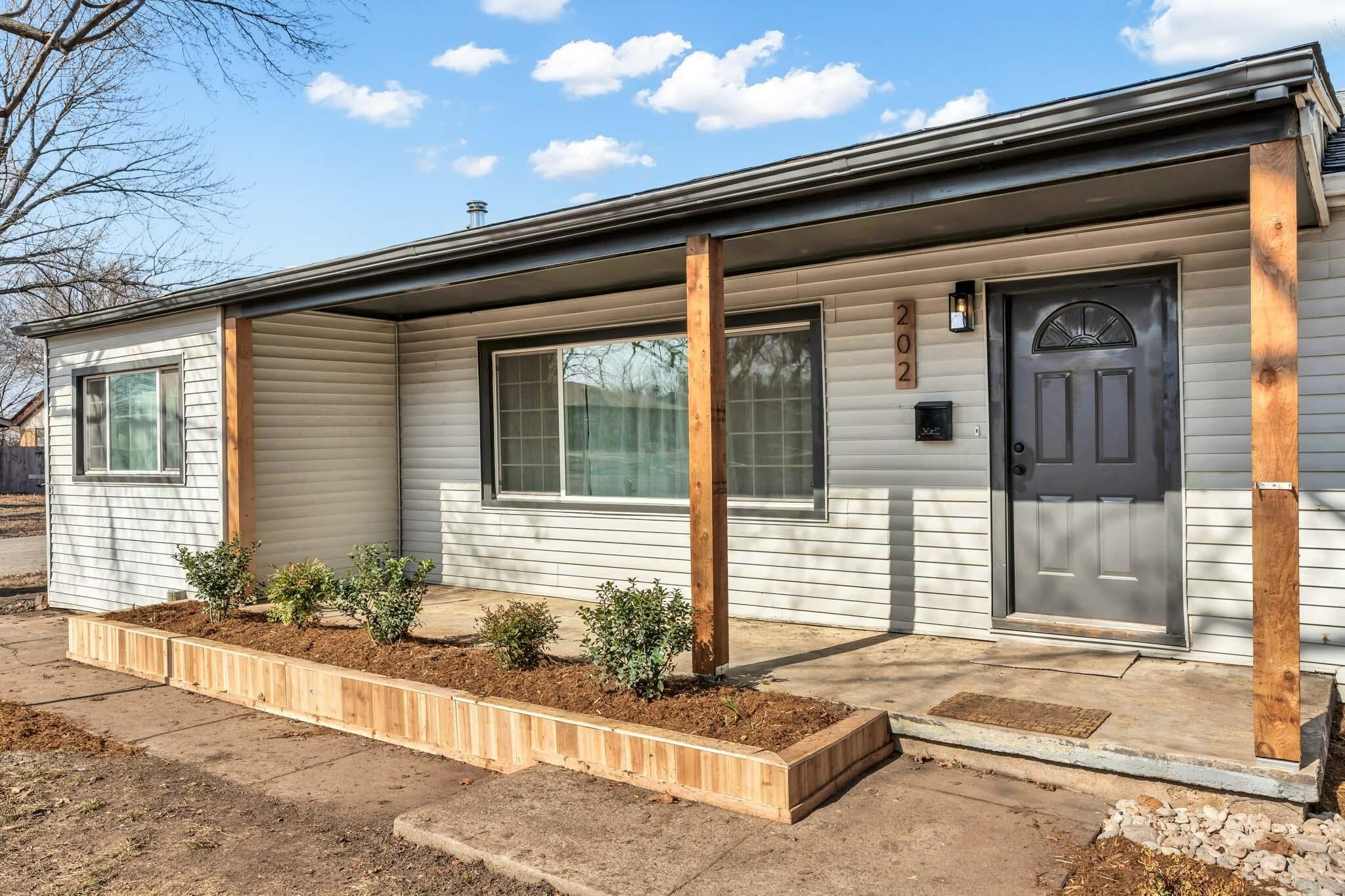 Property Photo:  202 Martha Ave  KS 67110-1467 