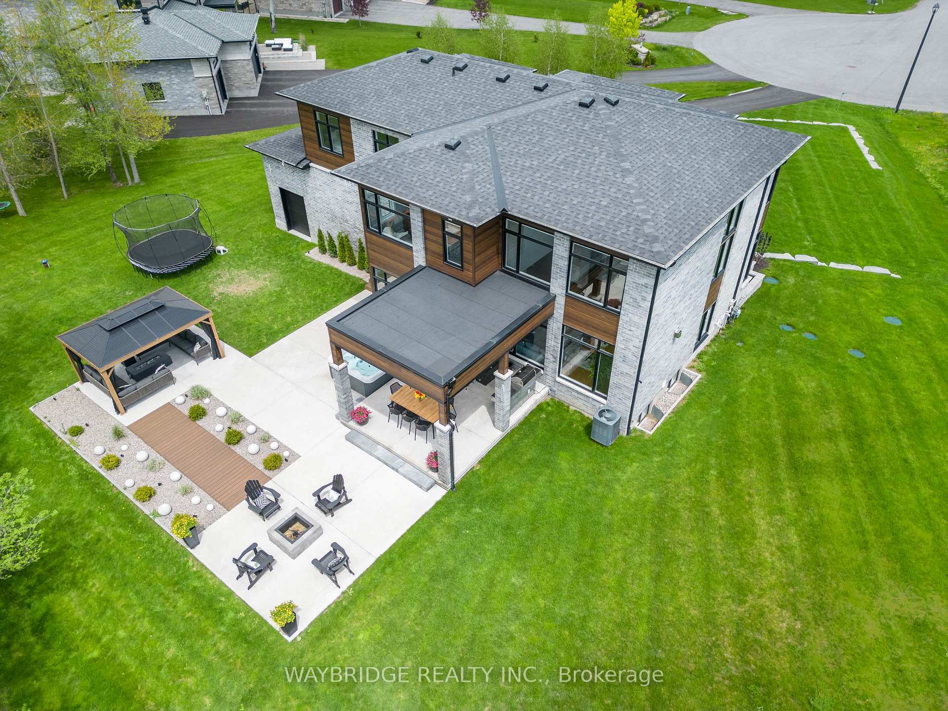 Property Photo: 536 Leimerk Court ON K4M 0B2