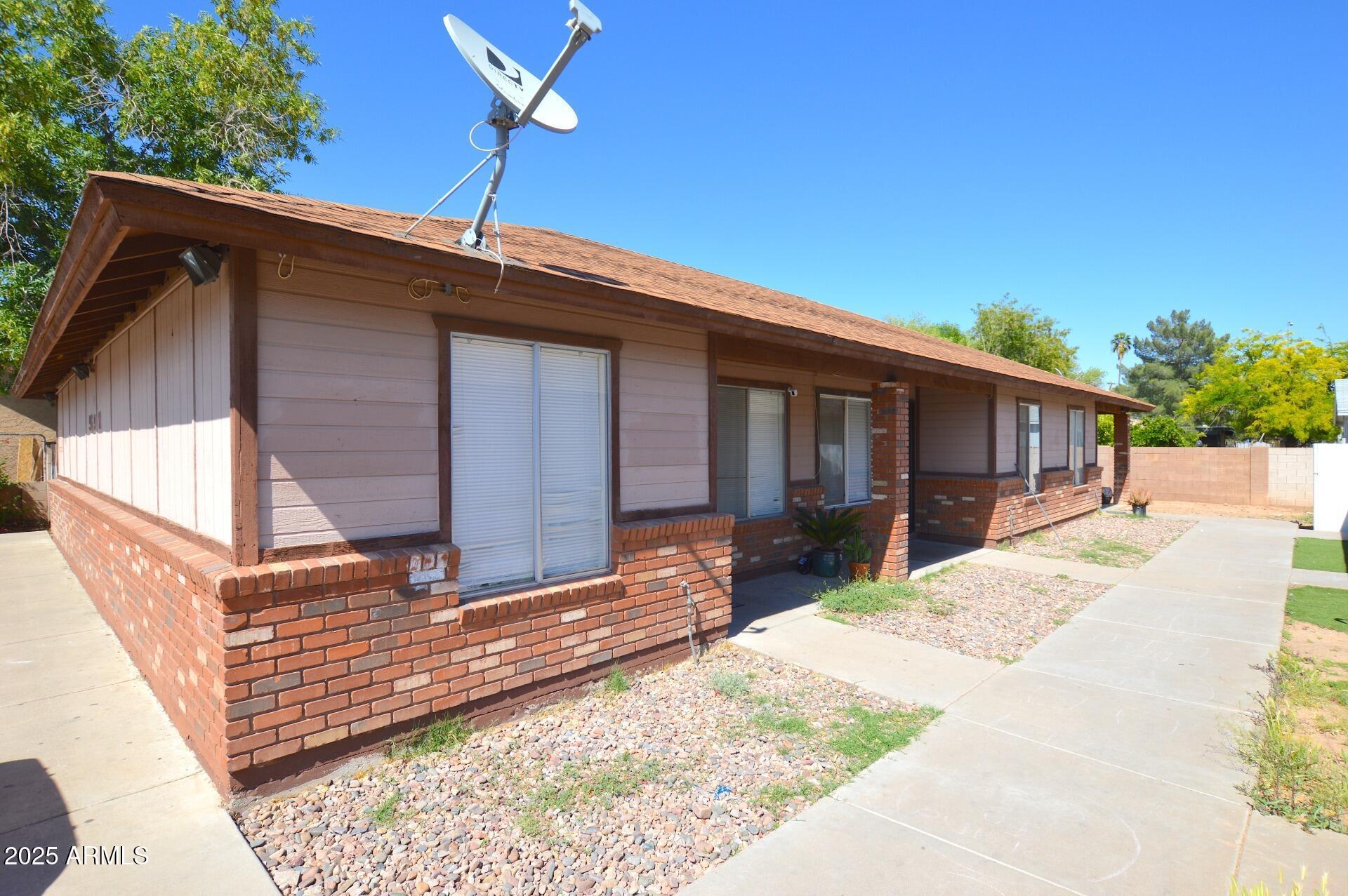 551 S Lesueur Street  Mesa AZ 85204 photo