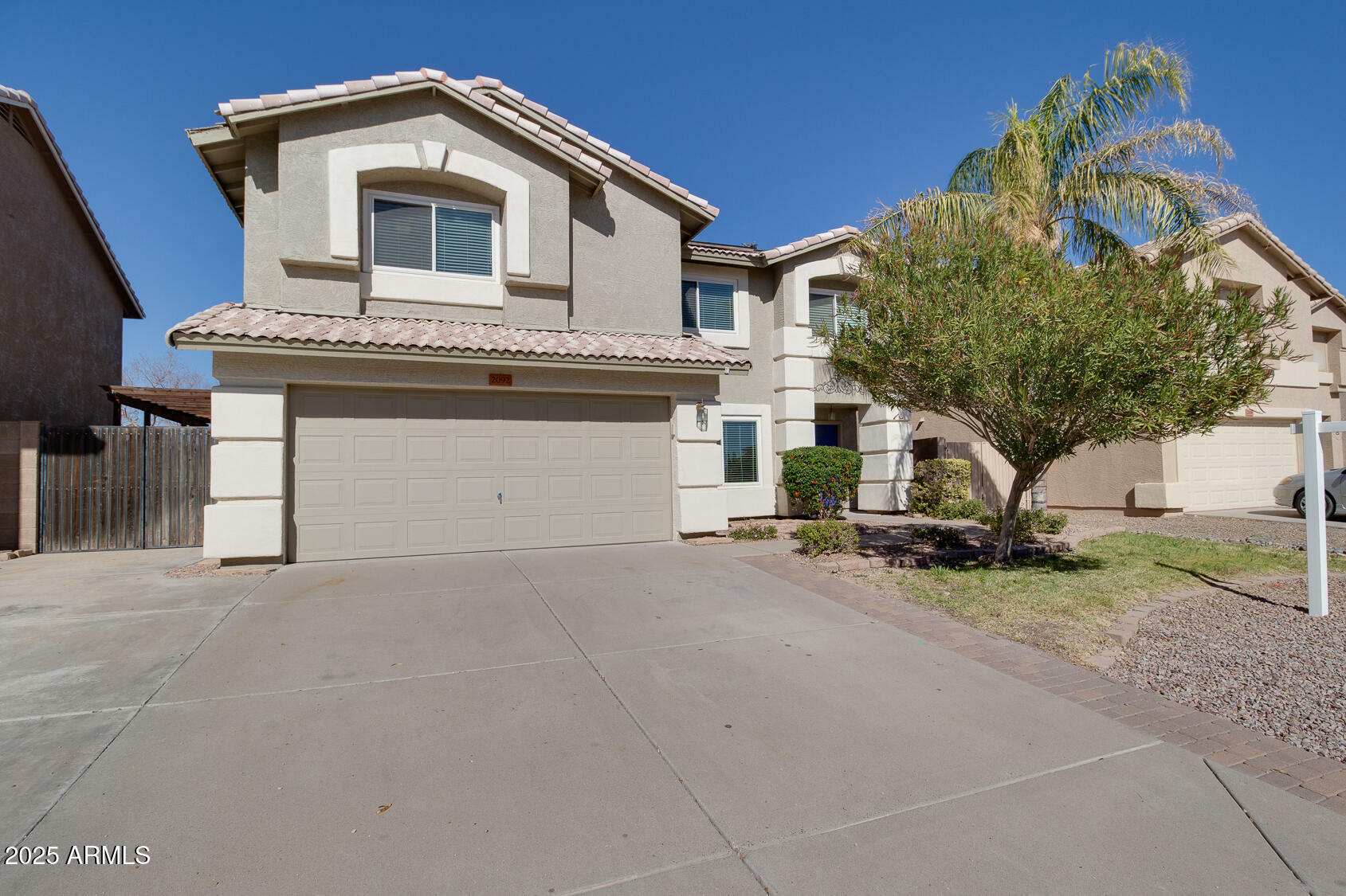 Property Photo:  2092 E 36th Avenue  AZ 85119 