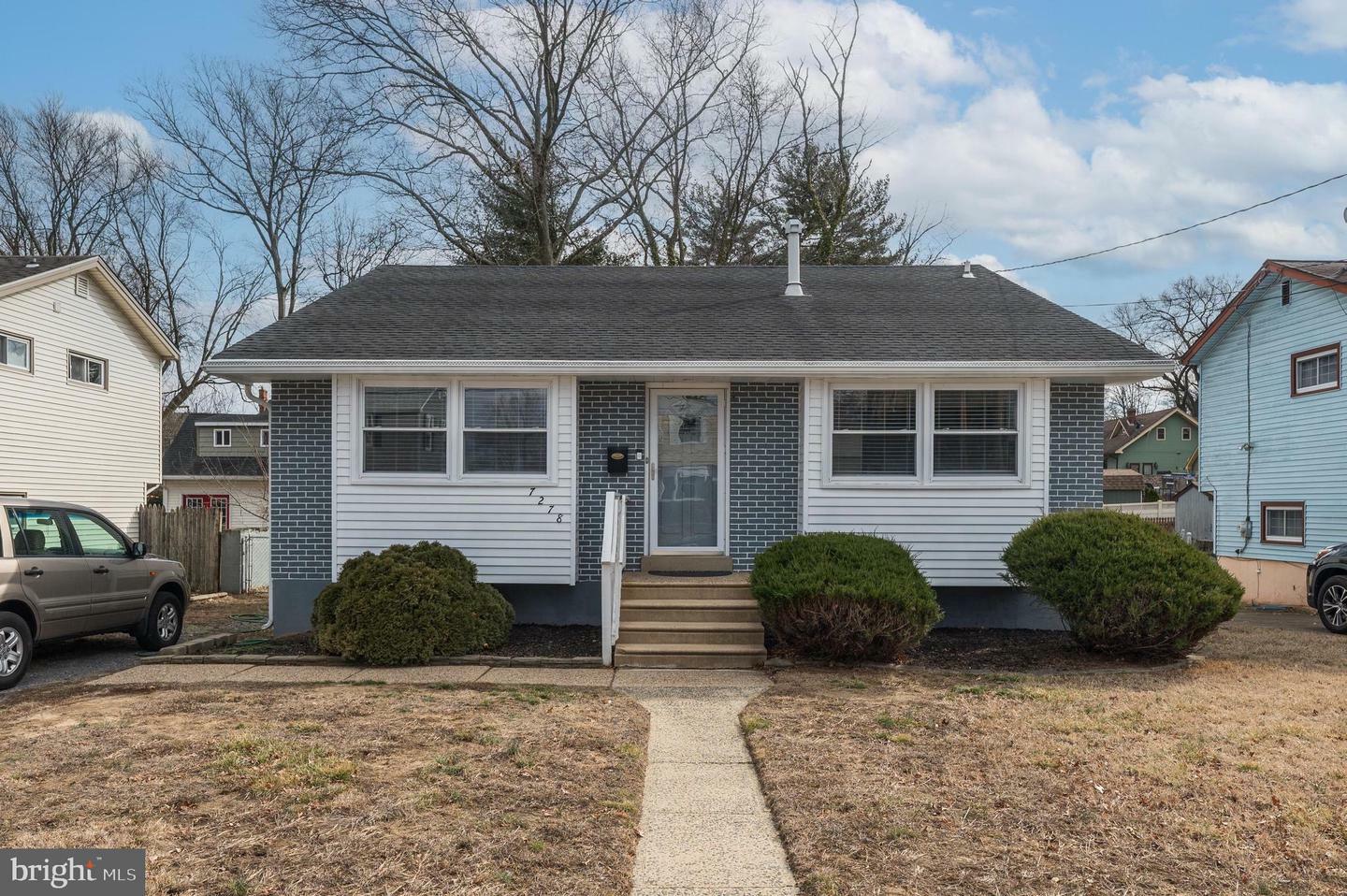 Property Photo:  7278 Cedar Avenue  NJ 08109 