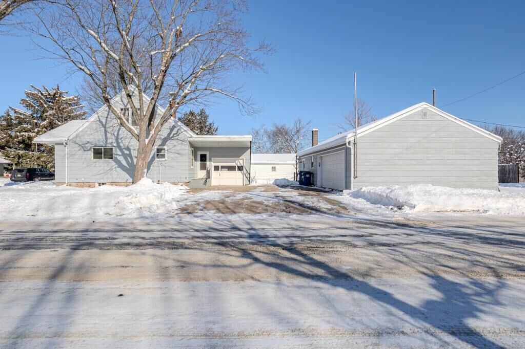 Property Photo: 1137 South 13th Avenue WI 54401