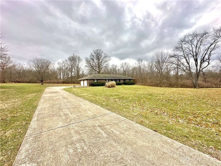 Property Photo: 5441 Hendrickson Road OH 45005