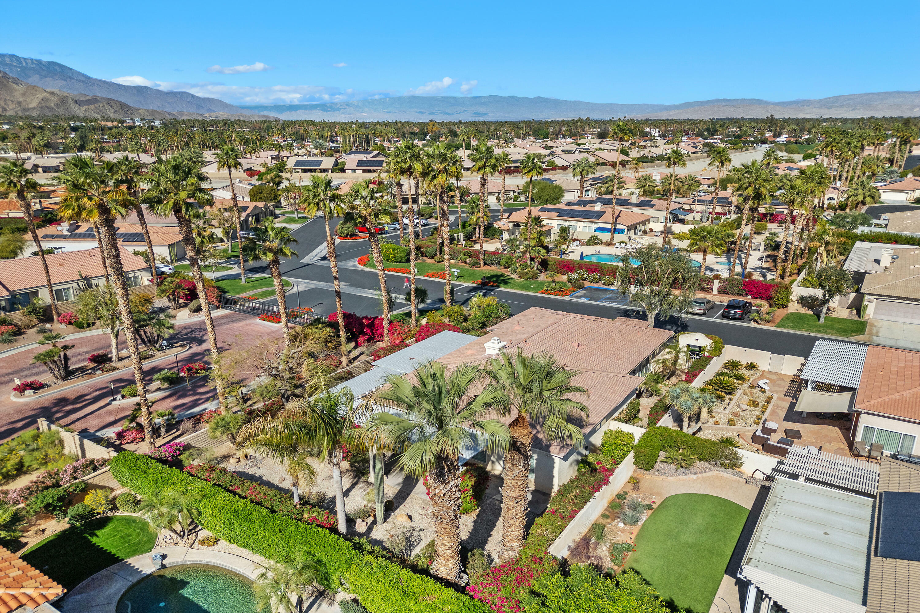 Property Photo: 2 Vistara Drive CA 92270