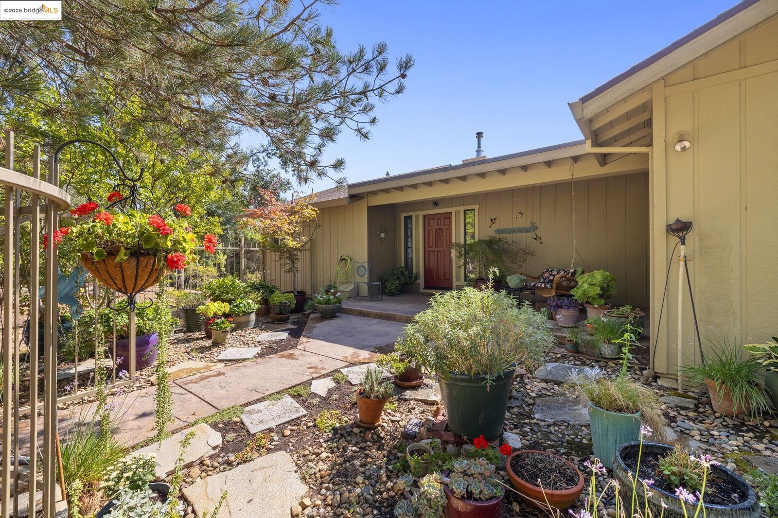 Property Photo:  23607 Porcina Way  CA 95310 