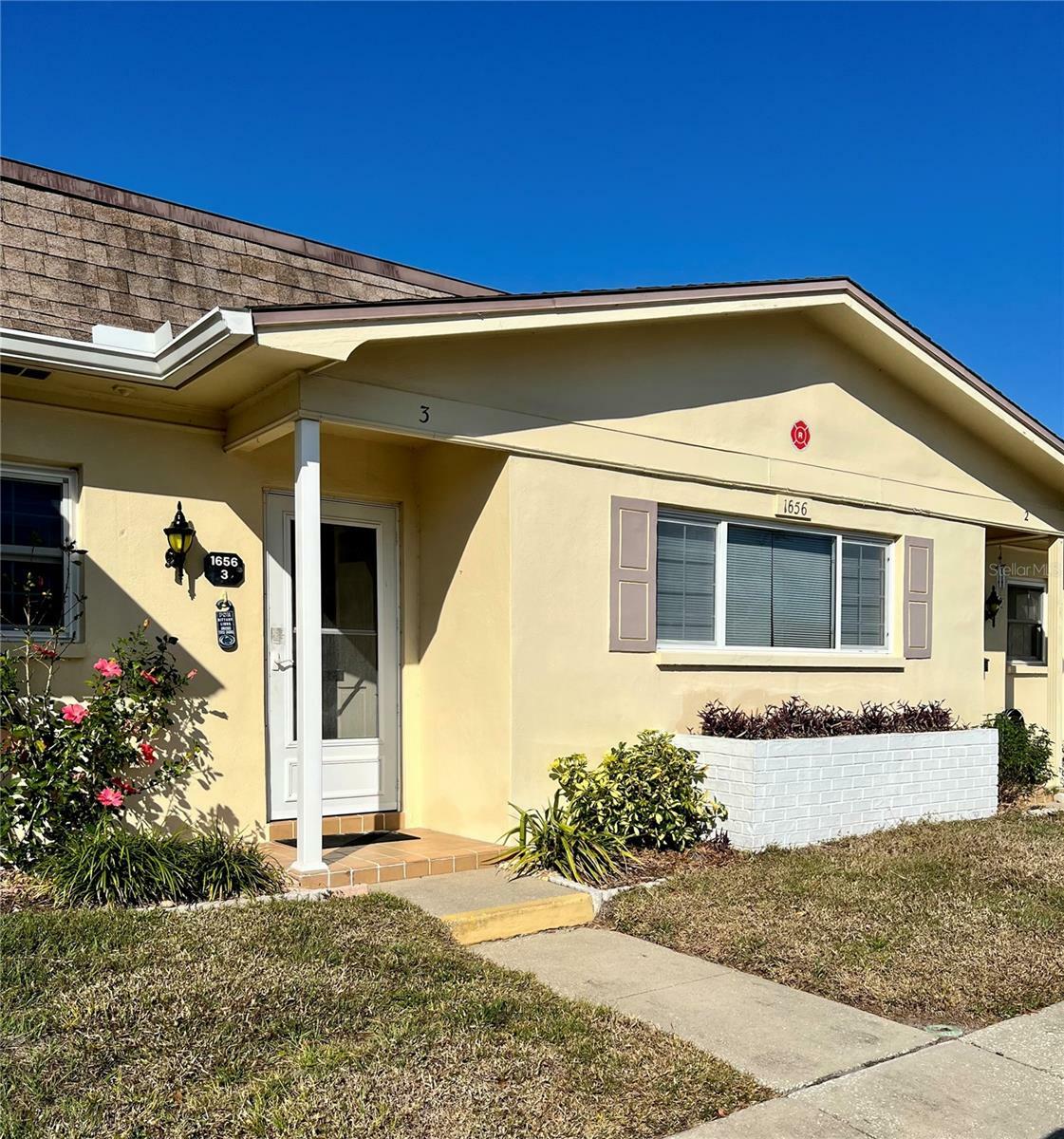 Property Photo: 1656 S Lake Avenue 3 FL 33756
