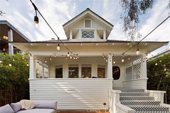 Property Photo: 123 Breeze Ave CA 90291