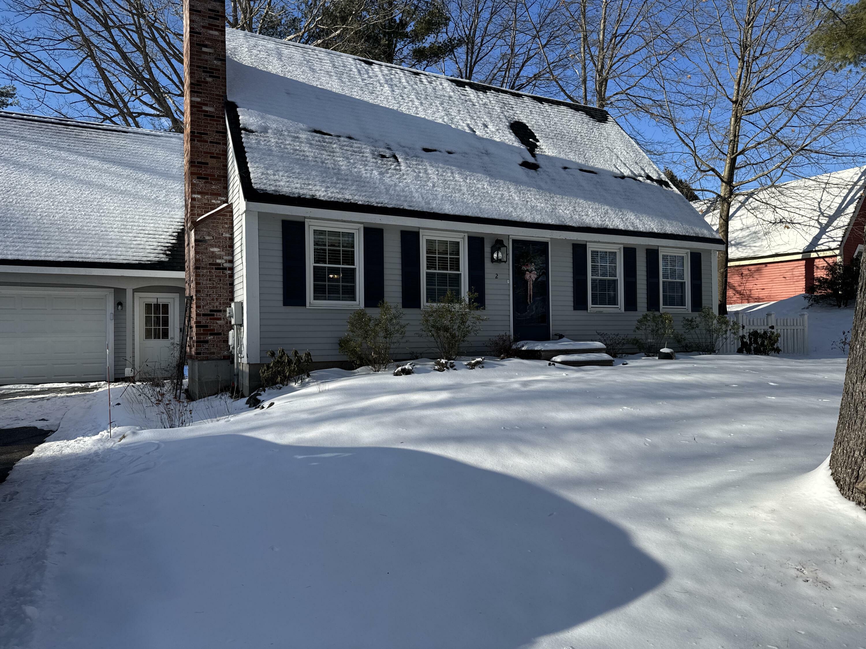 Property Photo:  