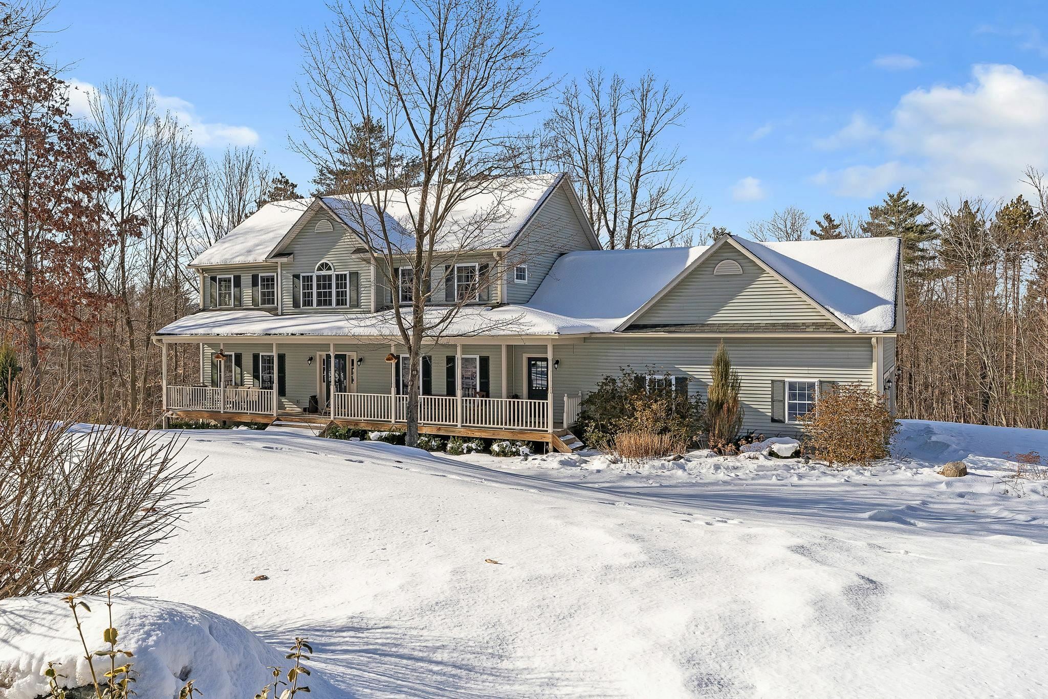 Property Photo:  929 Southview Drive  VT 05477 