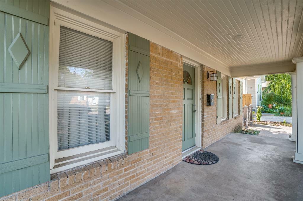 Property Photo:  3522 Gibsondell Avenue  TX 75211 