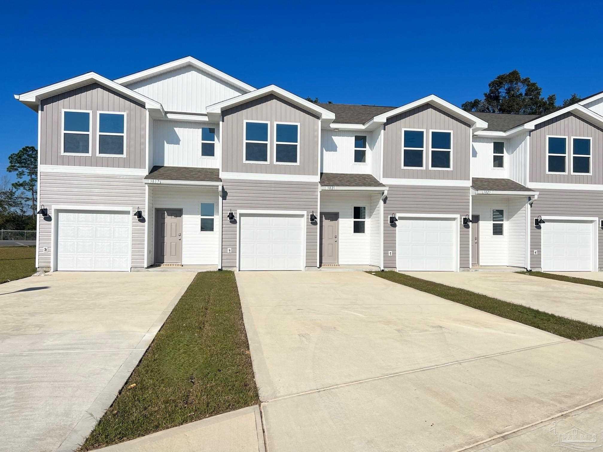 Property Photo:  4023 Pendragon Cir  FL 32583 