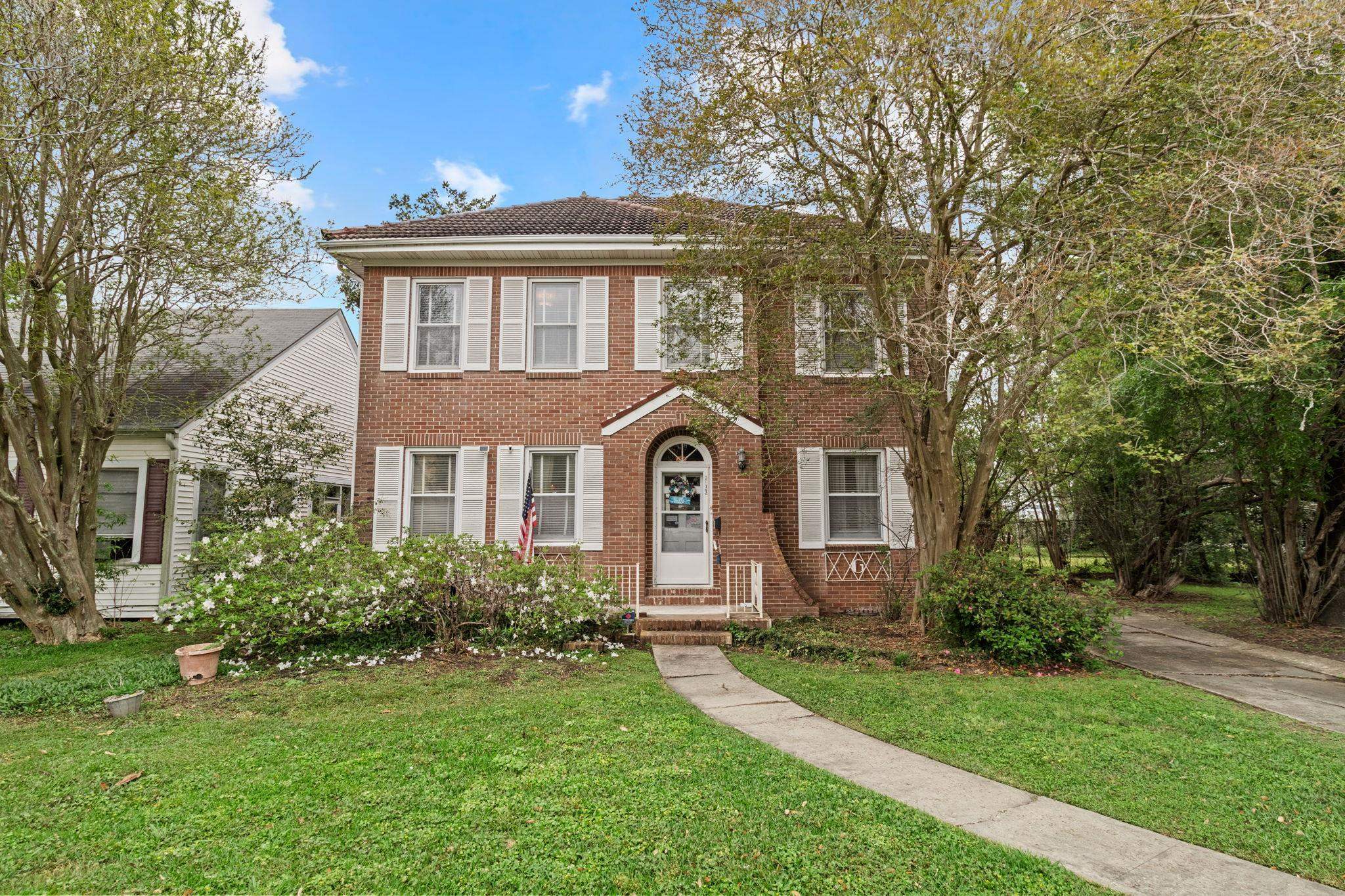 Property Photo:  2532 South Street  TX 77701 