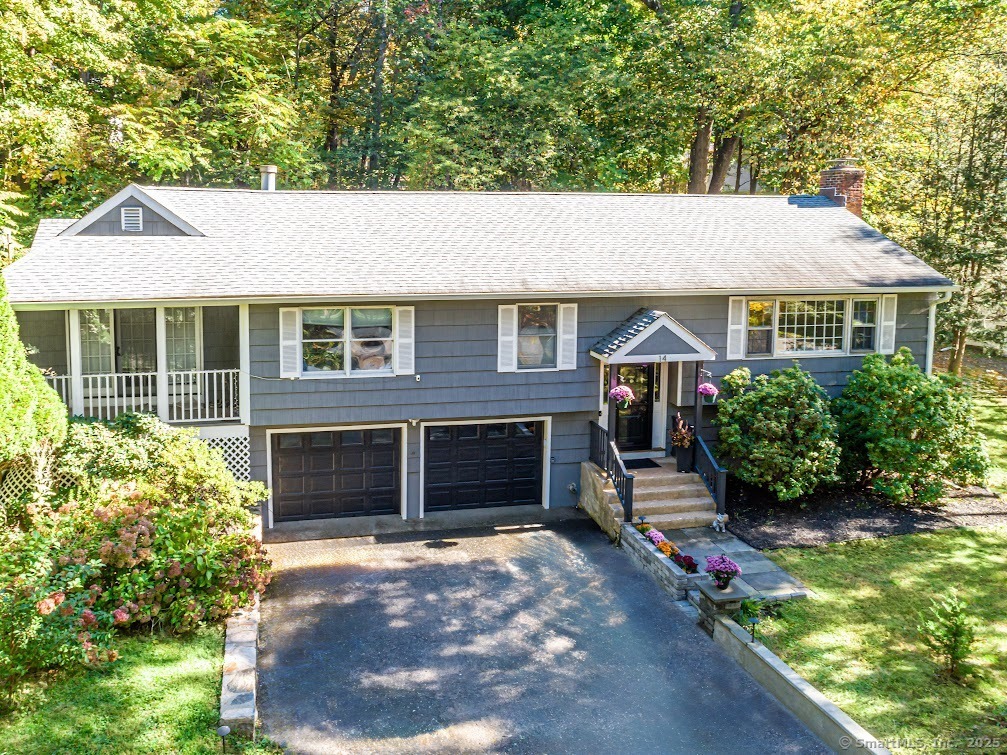 Property Photo:  14 Brookhill Lane  CT 06851 